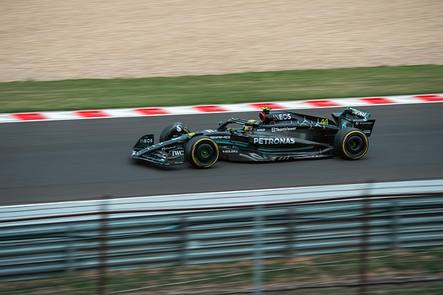 Hvem ligger foran? Analyse af top 5 i årets formel 1 stillinger